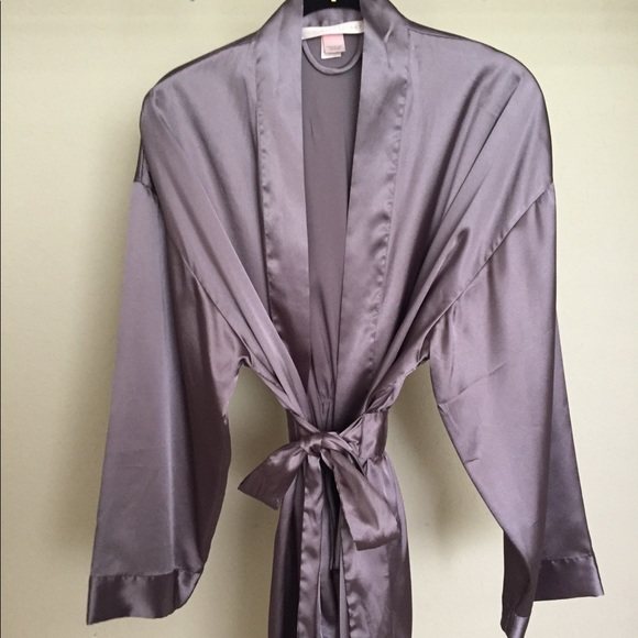 Victoria's Secret Other - Victoria’s Secret Satiny Robe